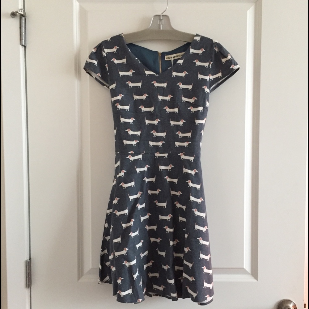 Charming doggy print dress.